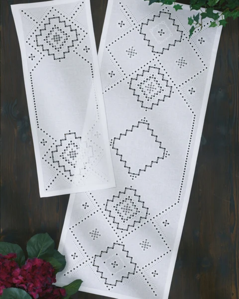 Broderikit Hardanger 27 x 69 cm