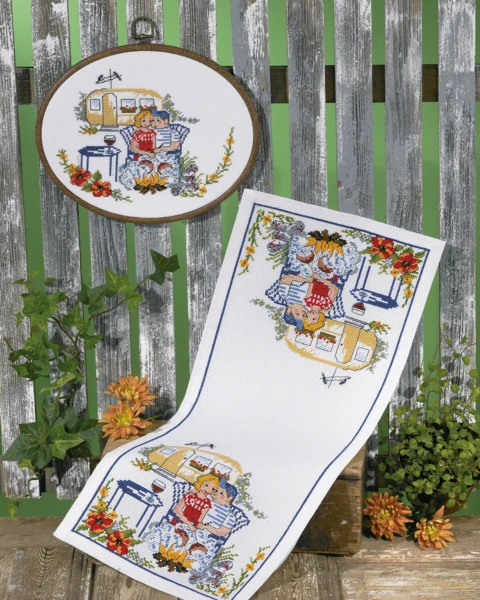 Broderikit Pølsefest 26 x 60 cm