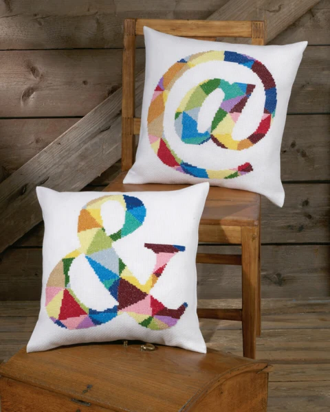 Broderikit Tegnet &  40x40cm