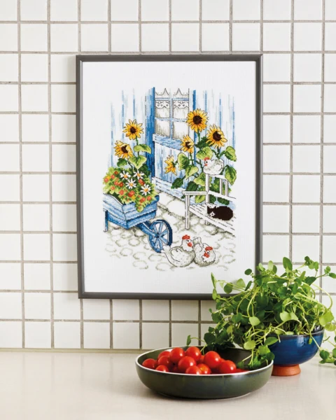 Broderikit Høns i gården R 5701 30 x 40 cm