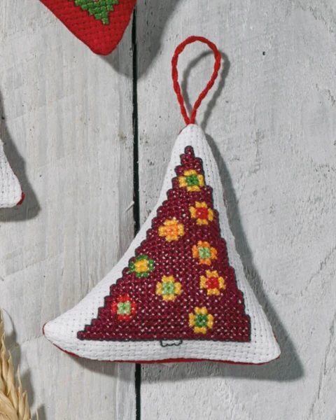 Broderikit Bordeaux juletræ 7 x 8 cm