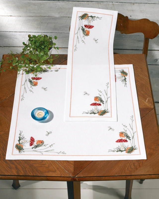 Broderikit Rødkælk og svamp 23 x 67 cm