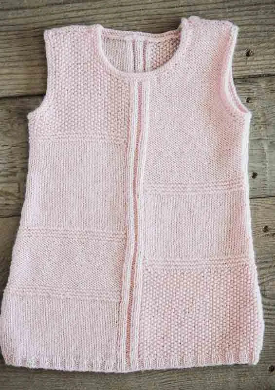 130-2 Babykjole Med Forskellige Mønstre