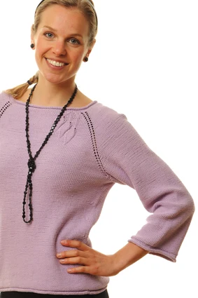 700 BLUSE MED RULLEKANT