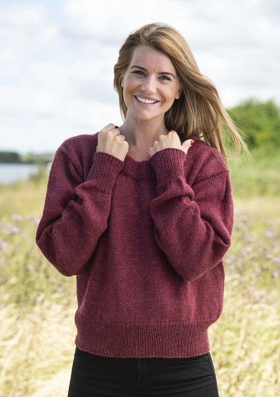 1755 Sweater med Bred Dobbelt Halskant og Læg på Ærmerne