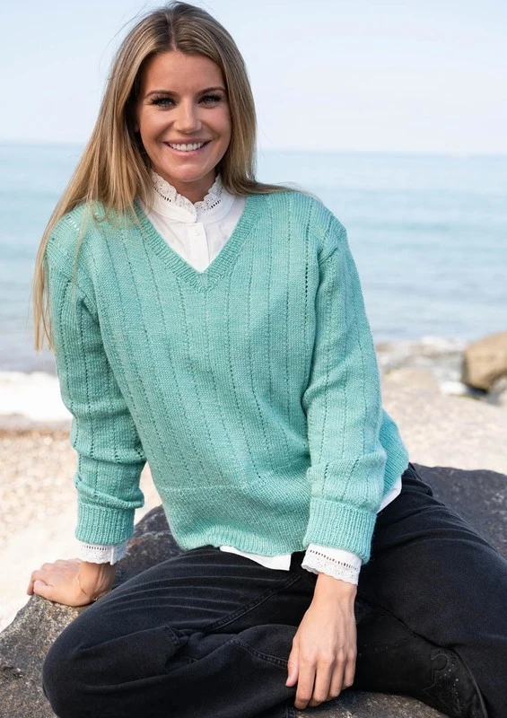 1805 Sweater med lodrette hulrækker