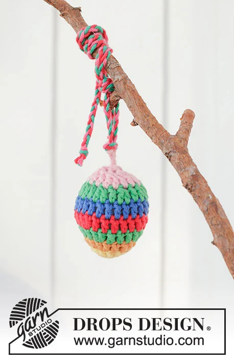 0-1598 Easter Eggs by DROPS Design