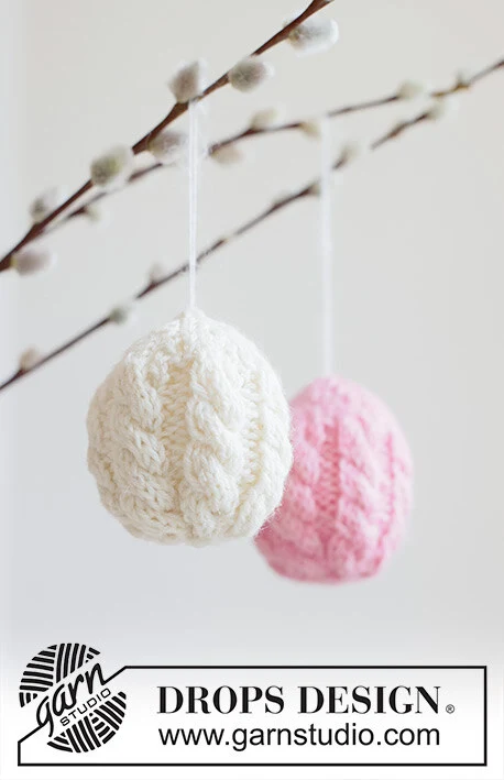 0-1657 Braided Bloom by DROPS Design