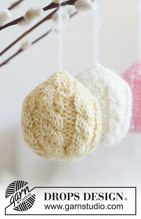 0-1657 Braided Bloom by DROPS Design