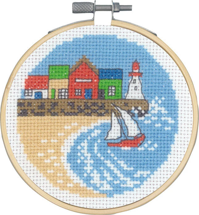 Broderikit Huse på havnen m/5810/10 10 Ø