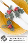 0-1588 Holly Napkin Rings by DROPS Design