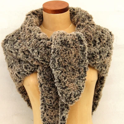 Go Handmade Granny Sjal Fur Lux