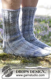 0-1162 River Socks by DROPS Design 