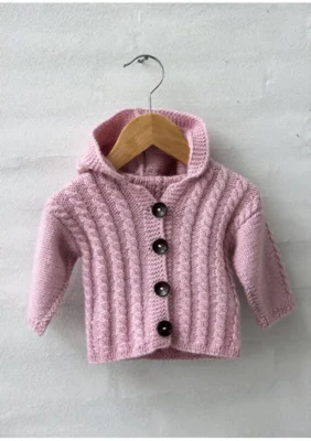 96250 - Hættetrøje med snoninger - Baby (3 mdr. - 6mdr.) - DK